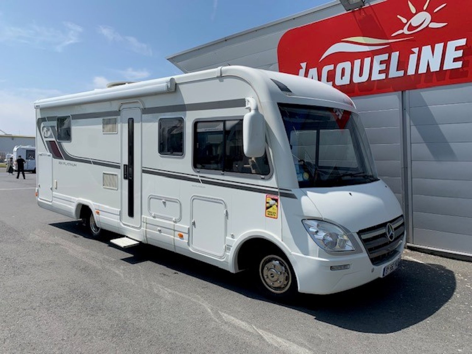 Le Voyageur RX Platinium 9 Rx9 Occasion Porteur Mercedes Sprinter 519