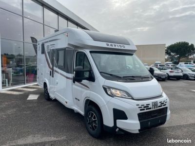 Rapido 606 F Maxi salon