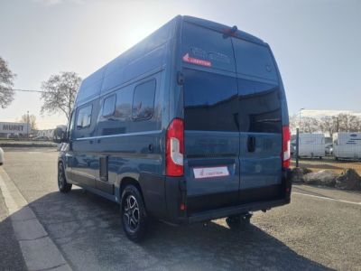 Font Vendome Terra Van TERRAVAN