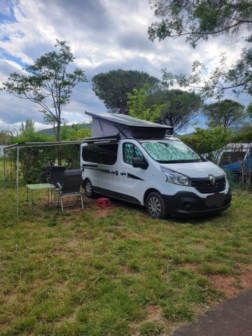 Font Vendome Auto Camp XL