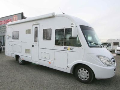 Pilote Explorateur G 733 FJ