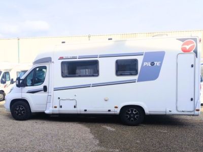 Pilote P 696 D Evidence p696d