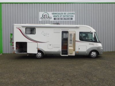 Rapido 9060 F Mobily Design Edition