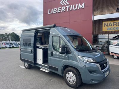 Font Vendome Rando Camp