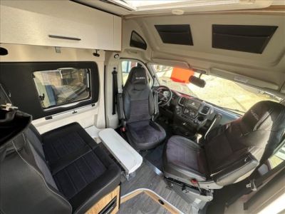 Font Vendome Rando Camp