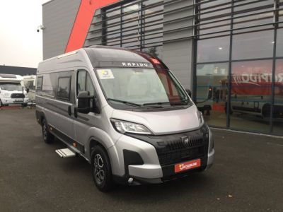 Rapido Van V68