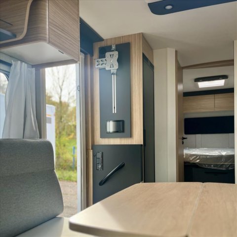 Bavaria Initial I720FC Nomade I 720 FC - Photo 12