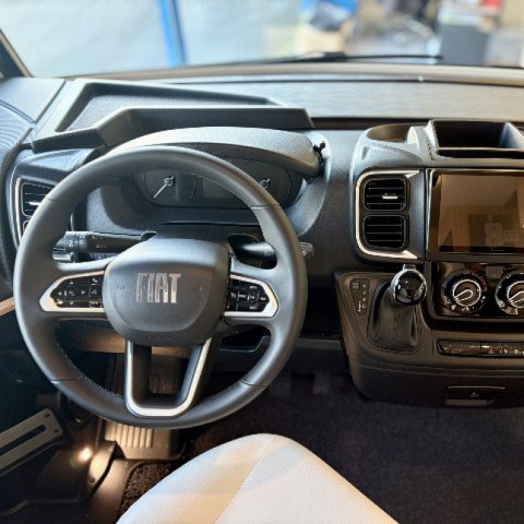 Bavaria Initial I720FC Nomade I 720 FC - Photo 2