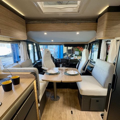 Bavaria Initial I720FC Nomade I 720 FC - Photo 4