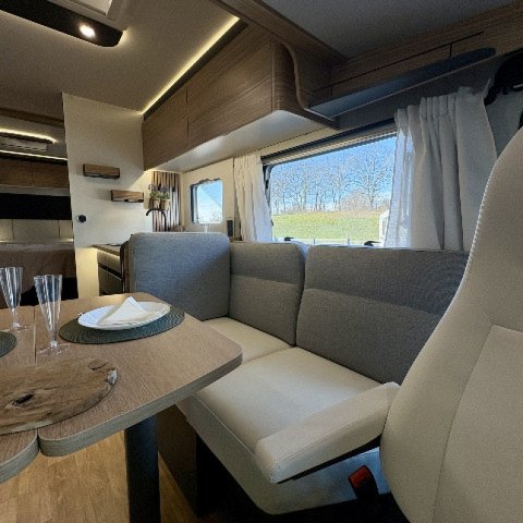 Bavaria Initial I720FC Nomade I 720 FC - Photo 6