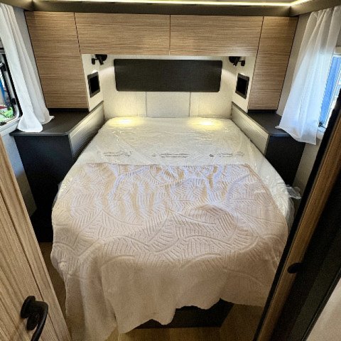 Bavaria Initial I720FC Nomade I 720 FC - Photo 10