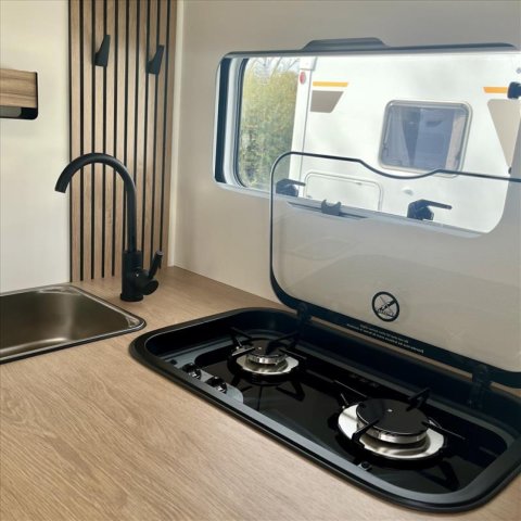 Bavaria Initial I740FC Nomade I 740 FC - Photo 10