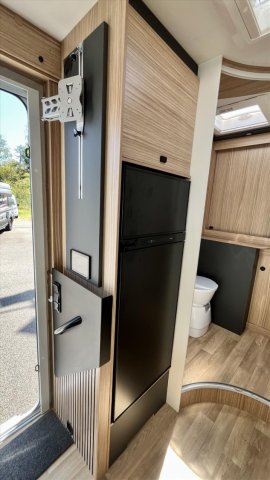 Bavaria Tren-D T690D Nomade T 690 D - Photo 8