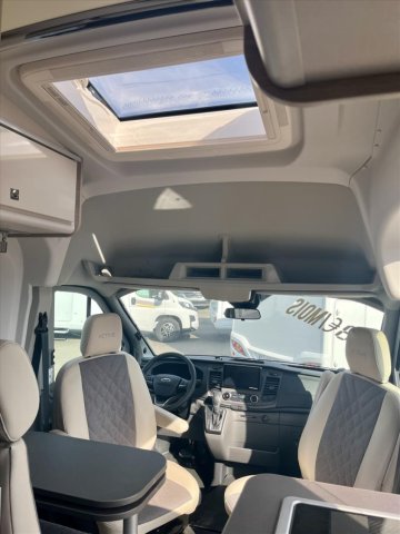 Burstner Lineo C 590 - Photo 7