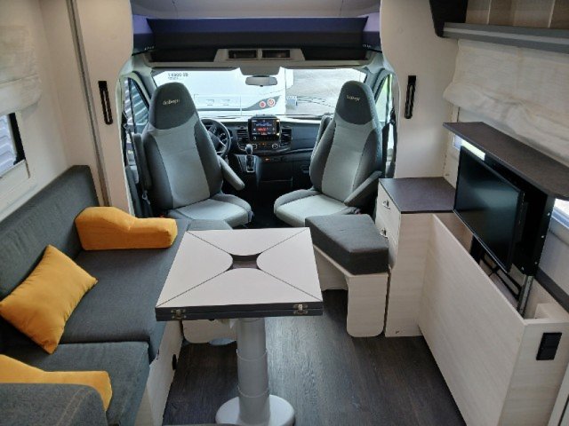 Challenger 240 Open Edition - Photo 7