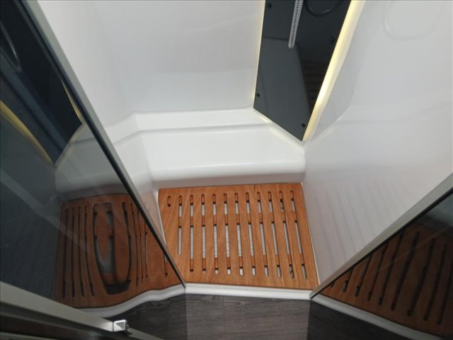 Challenger 328 Graphite Ultimate - Photo 7