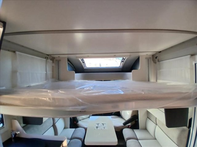 Mc Louis Yearling 81 - Photo 12