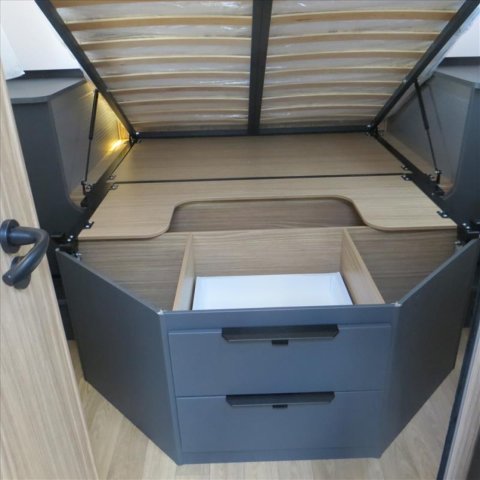 Pilote P 740 FC Evidence - Photo 5