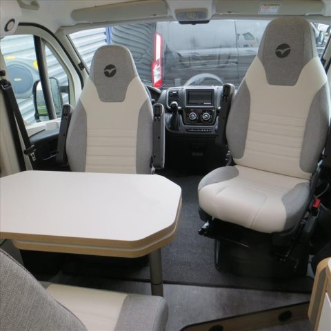 Pilote V 630 J Evidence - Photo 5