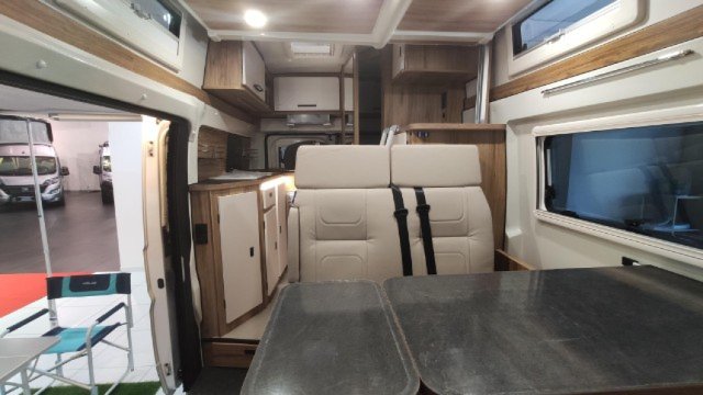 Font Vendome Bel Horizon - Photo 5