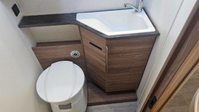 Pilote P 726 FC Evidence Plus + - Photo 3