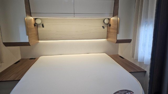 Pilote P 726 FC Evidence Plus + - Photo 6