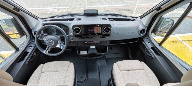 Hymer Camper Vans / Hymercar Grand Canyon S 4X4 - Photo 2