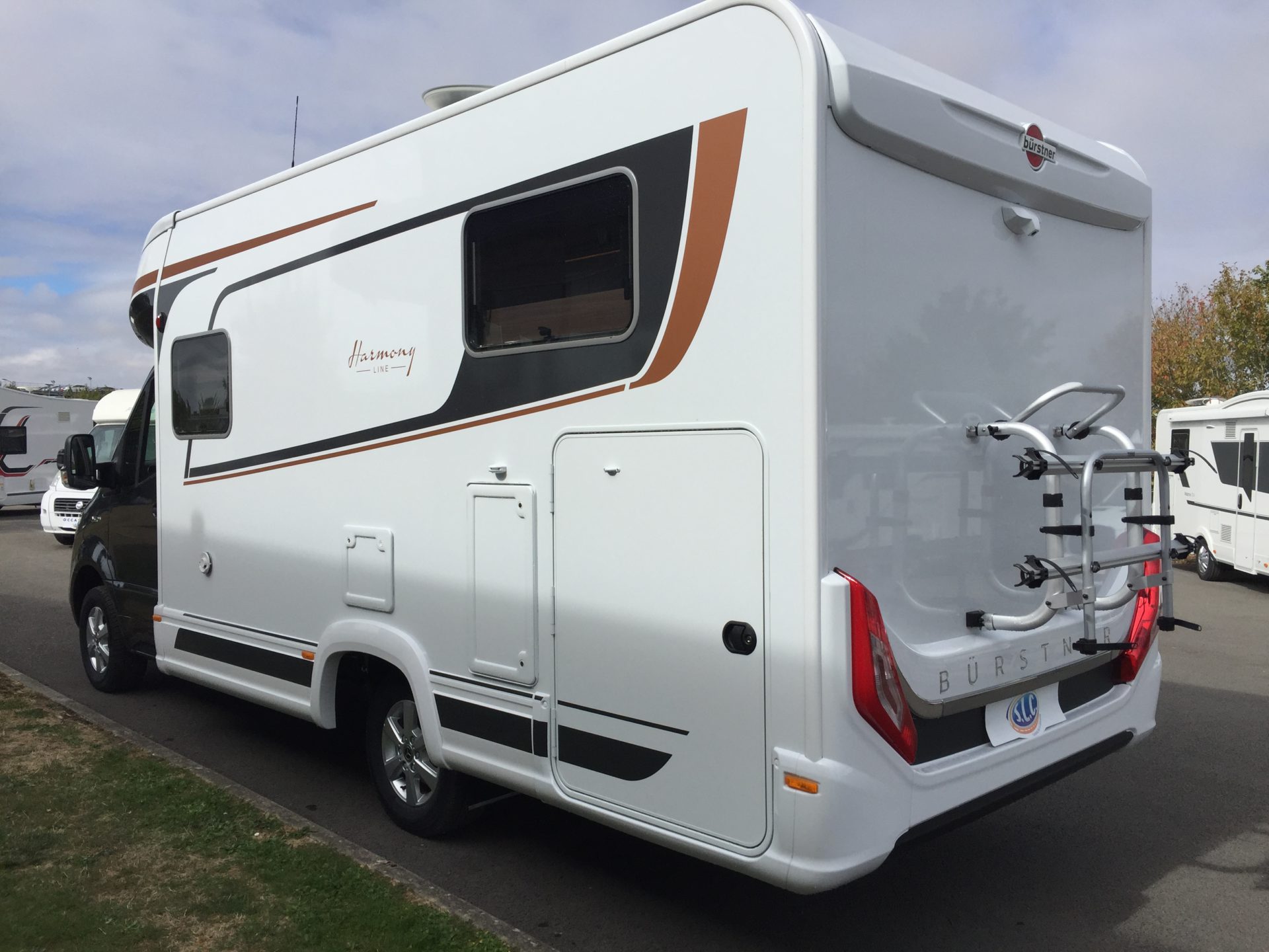Burstner Lyseo M 690 Harmony Line neuf de 2020 Mercedes Camping car
