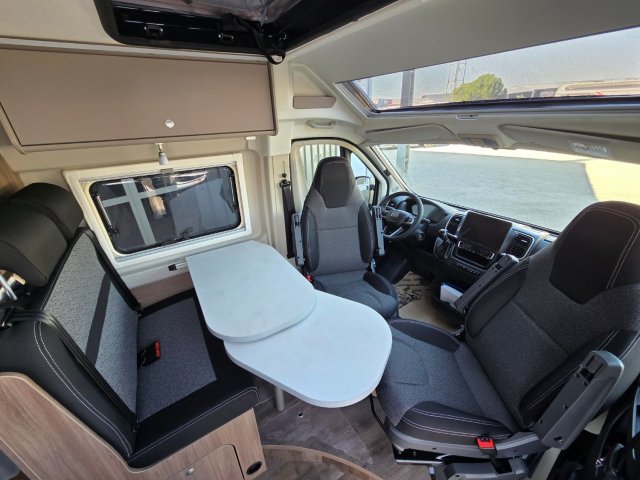 Carado CV 600 Pro + BOITE AUTO TOIT RELEVABLE - Photo 4