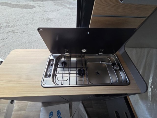 LMC Innovan 540 Toit Relevable Boite auto - Photo 8