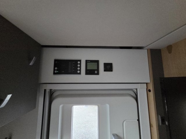 LMC Tourer Lift H 664 Boite automatique - Photo 6