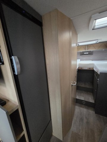 LMC Tourer Lift H 664 Boite automatique - Photo 7