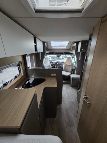 LMC Tourer Lift H 664 Boite automatique - Photo 11