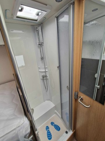 LMC Tourer Lift H 730 G boite automatique - Photo 9