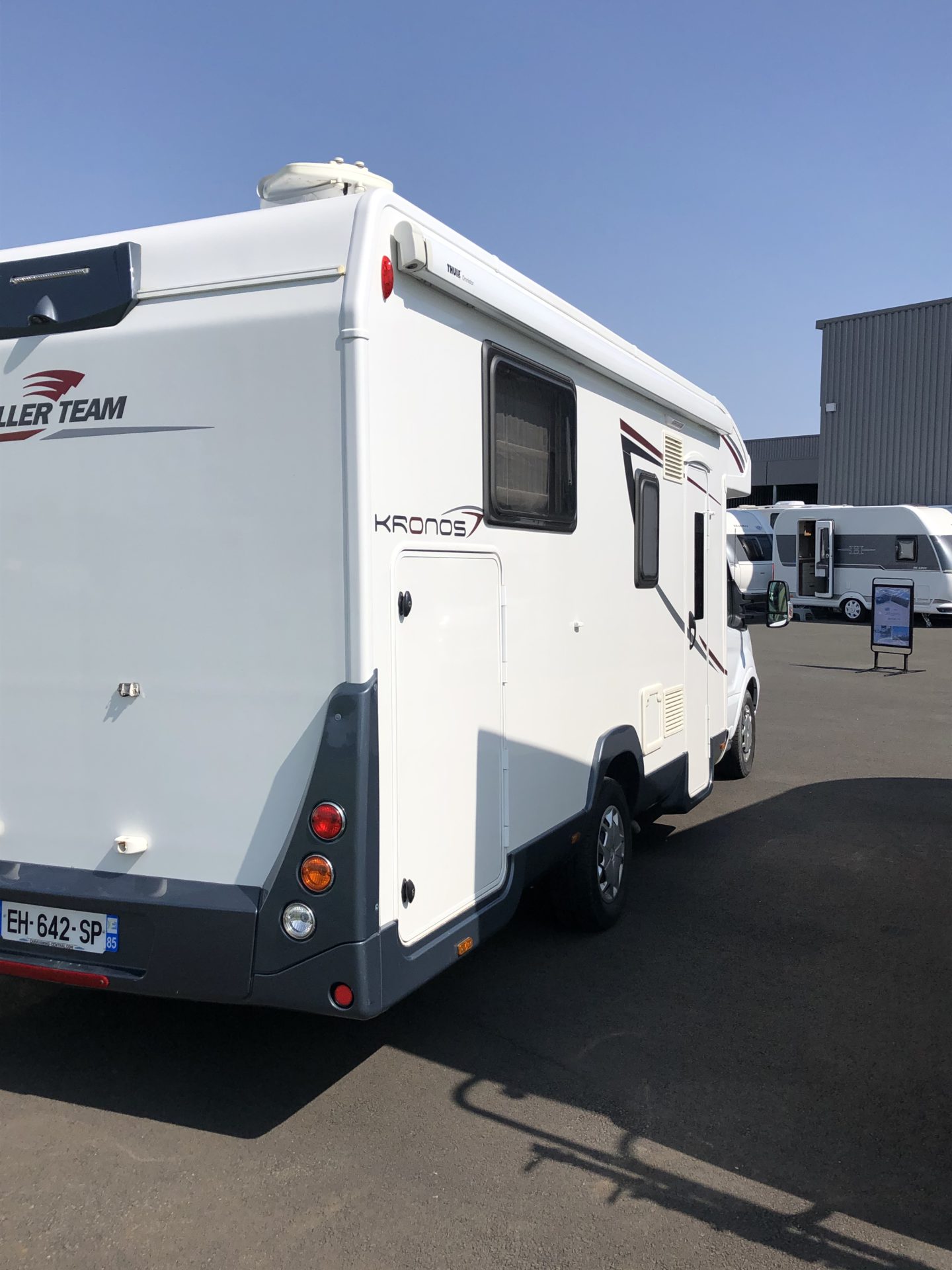 Roller Team Kronos 265 Tl occasion de 2016 Ford Camping car en vente à Parcay Meslay (Indre Roller Team Kronos 265 Tl occasion de 2016 Ford Camping car en vente à Parcay Meslay (Indre