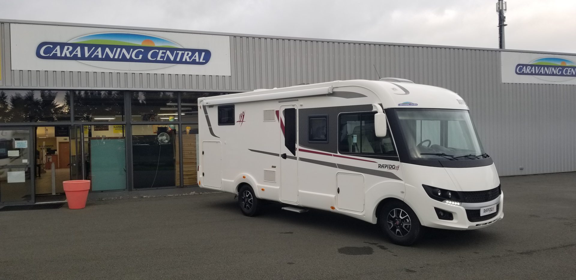 Rapido 886f Ultimate Line neuf de 2020 - Fiat - Camping car en vente à ...