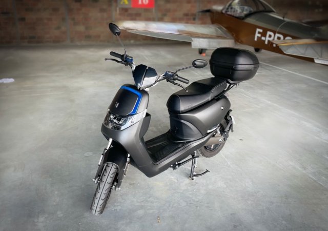 SCOOTER ELECTRIQUE CINECO ES 3 PRO 50 cm3 - Photo 4