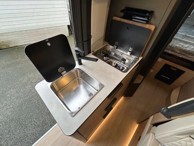 Campereve Camper Van XL - Photo 7