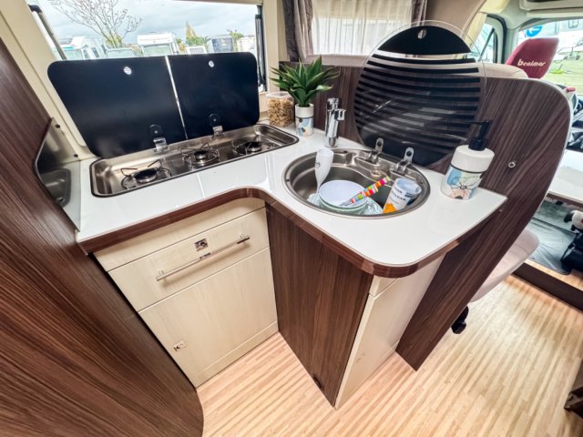 Benimar Tessoro 463 - Photo 10