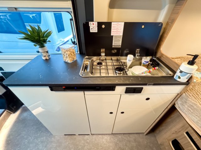 Corigon CV 60 D CAMPERVAN - Photo 13