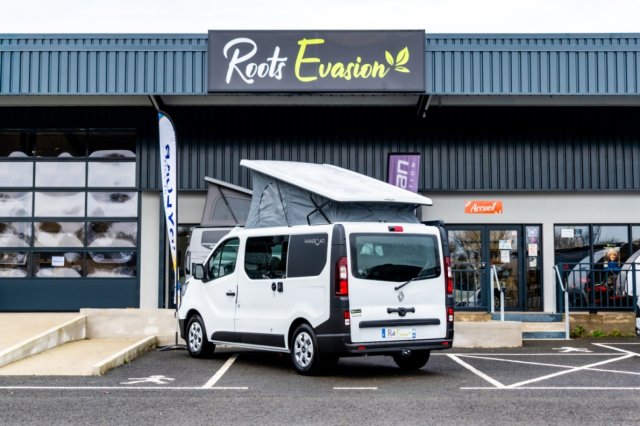 Hanroad Fourgon Van RENAULT TREK - Photo 2