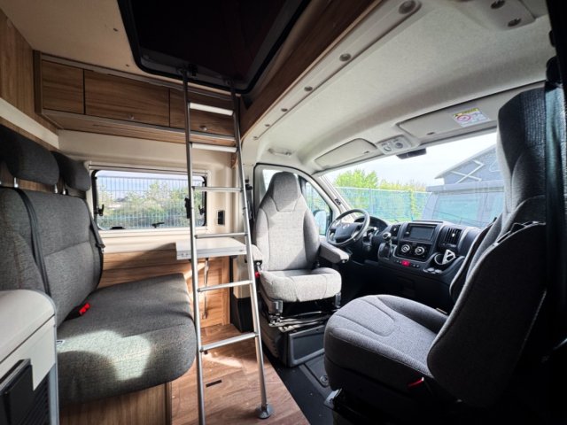 Hymer Camper Vans / Hymercar Ayers Rock - Photo 10