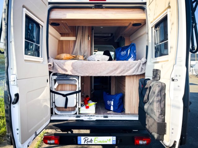 Hymer Camper Vans / Hymercar Ayers Rock - Photo 14