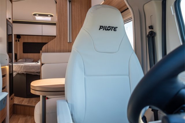 Pilote P 650 C Expression - Photo 22