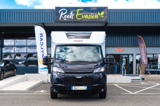 Pilote P 720 FC Evidence - Photo 3