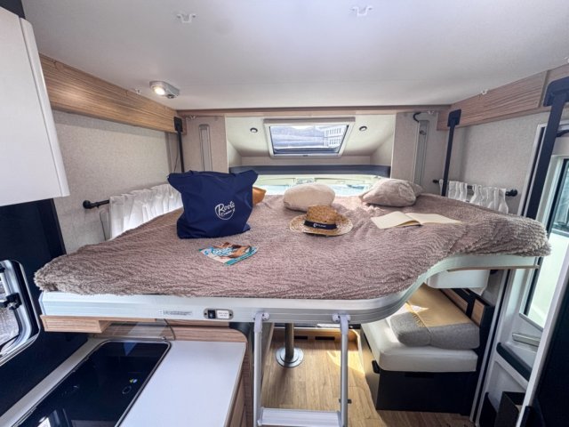 Pilote P 720 FC Evidence - Photo 8