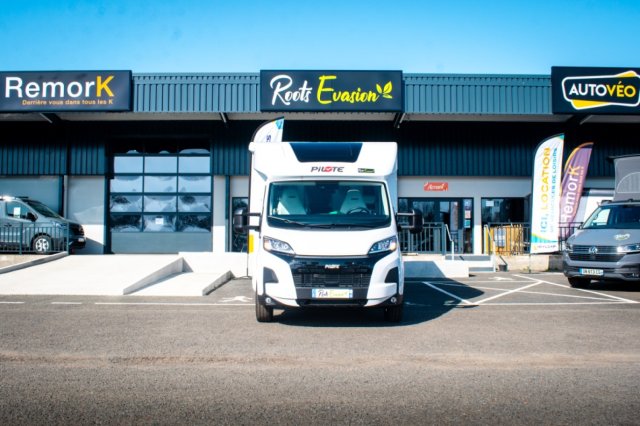 Pilote P 740 FGJ Evidence - Photo 8