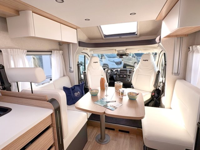 Pilote P 740 FGJ Evidence - Photo 12