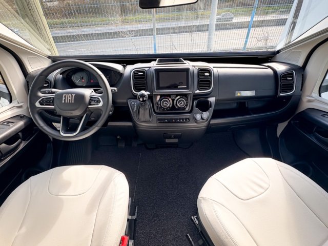 Pilote P 740 FGJ Evidence - Photo 18