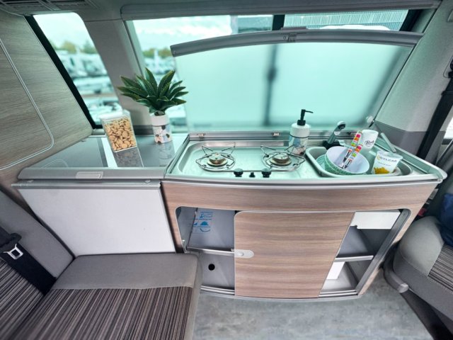 Volkswagen California 2.0 TDI COMFORTLINE - Photo 10